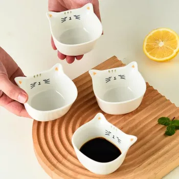 Ceramic Cat Sauce Dish: Japanese-Style Table Upgrade